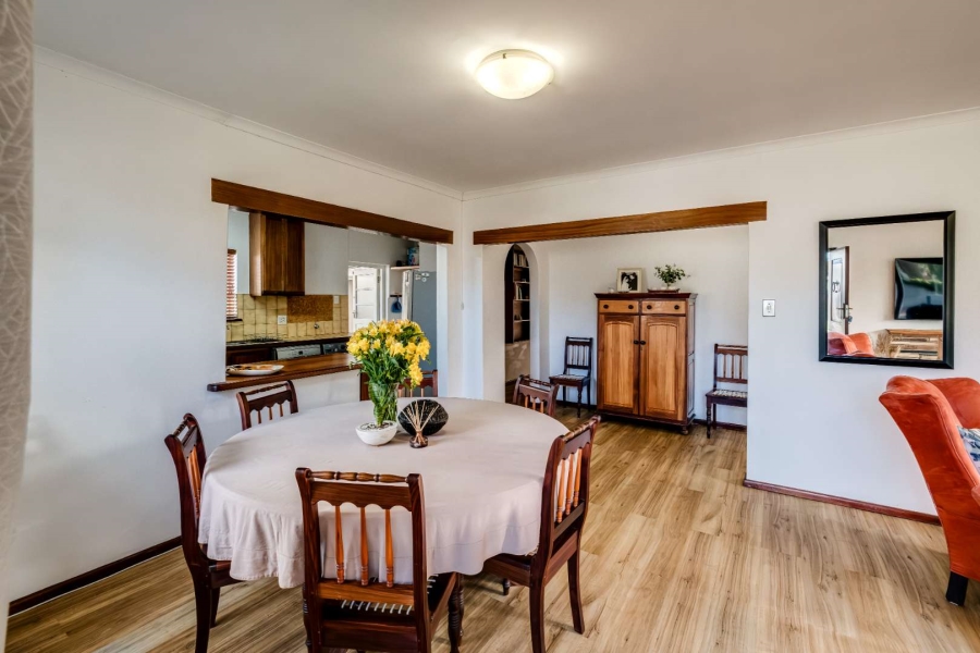 5 Bedroom Property for Sale in Kirstenhof Western Cape